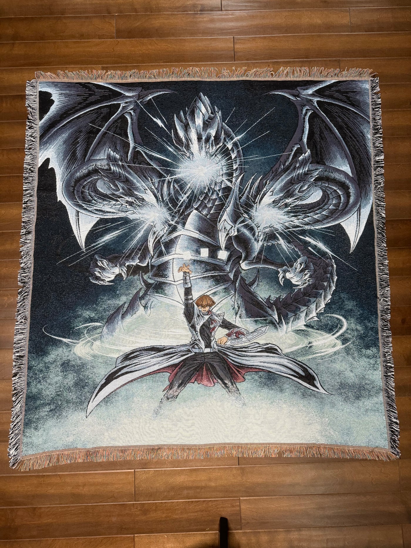 BLUE EYES ULTIMATE TAPESTRY/BLANKET